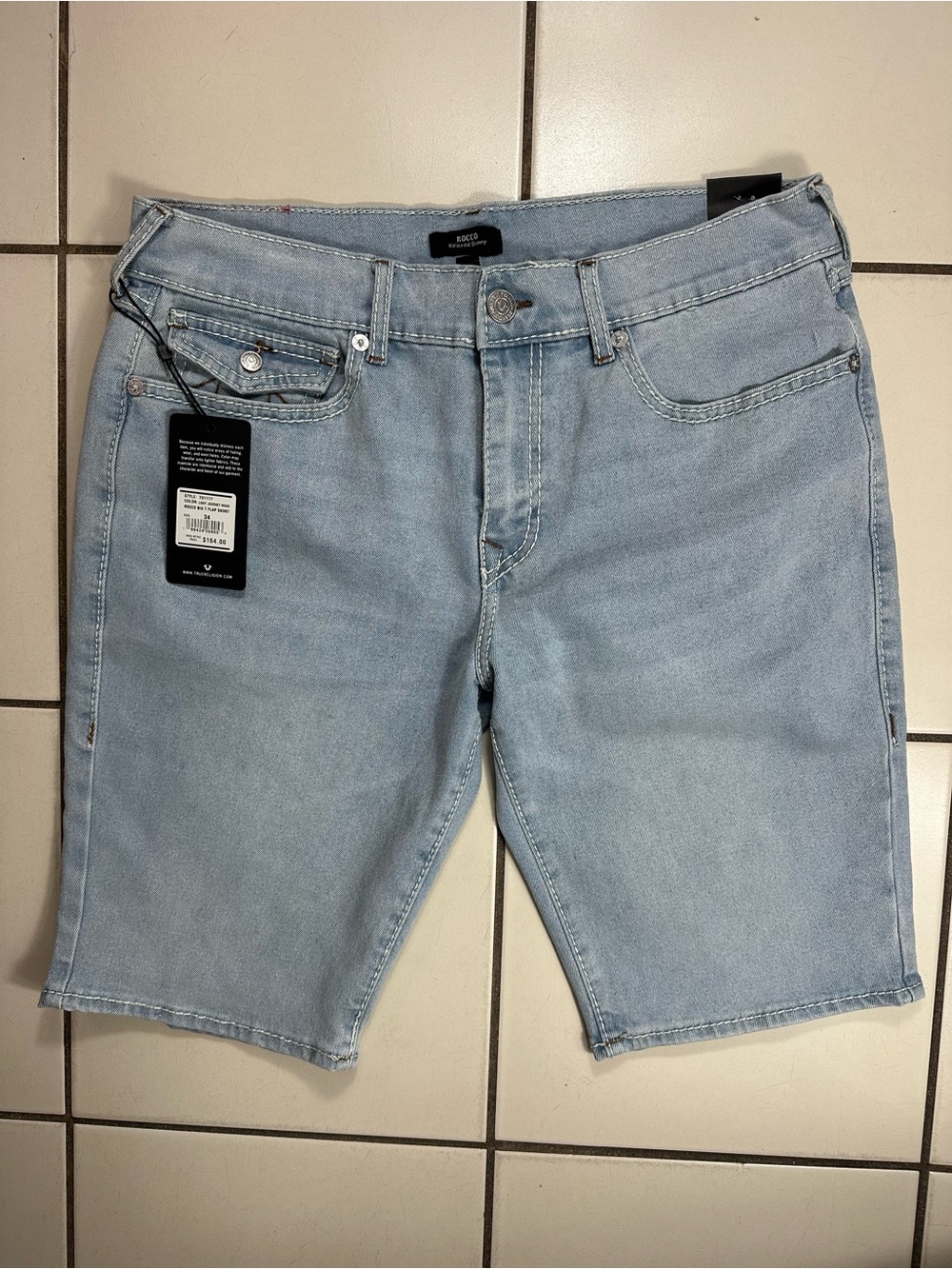 True Religion Rocco Relaxed Skinny Jean Shorts Light Wash - Size 34
